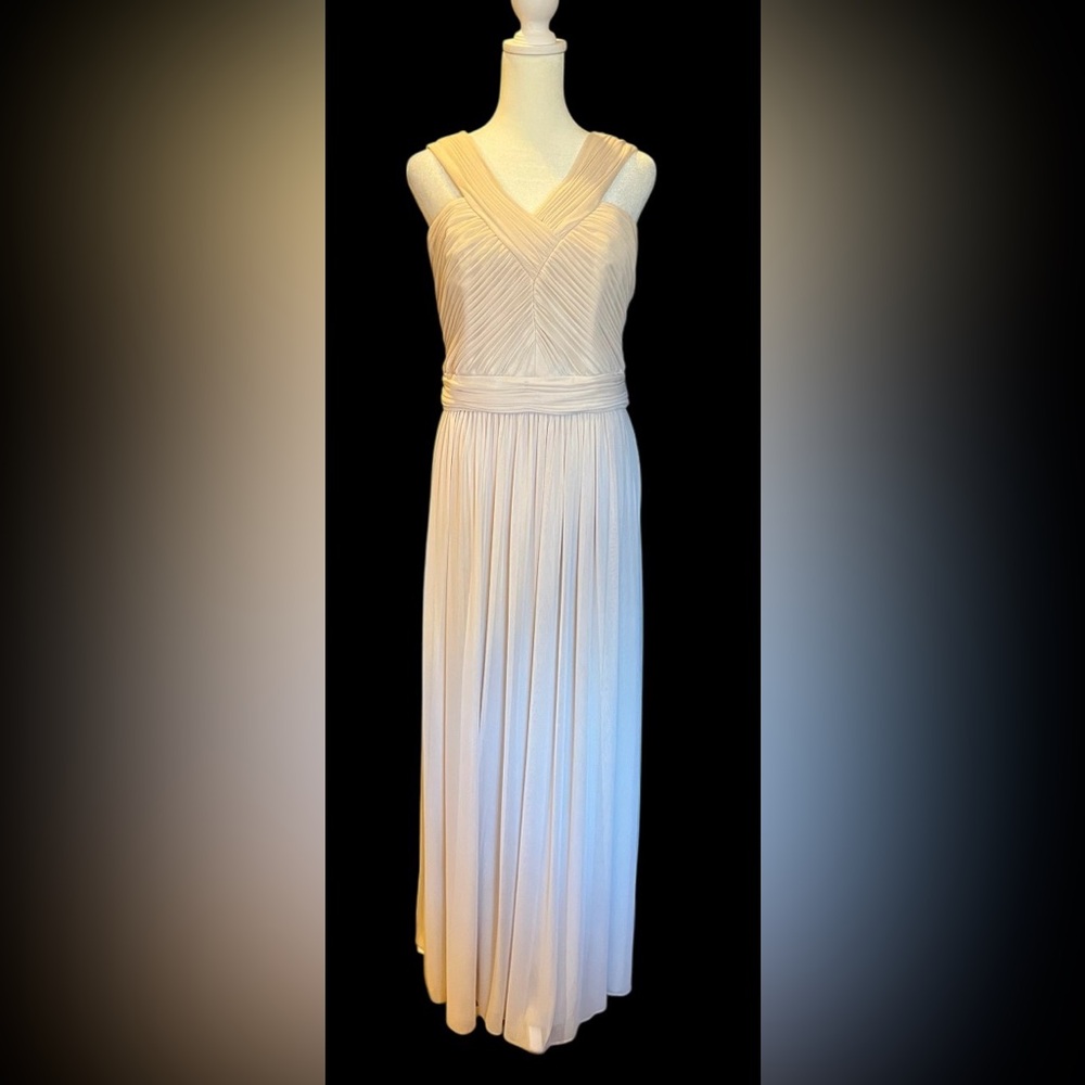 Bridesmaids/ Prom/ Formal dress by Alfred Sung. Long, pleated, halter. Ivory. M
